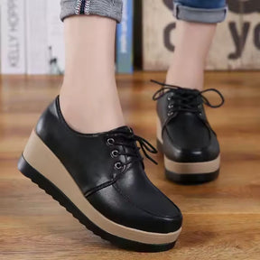 Scarpe in pelle con piattaforma - Carlotta®